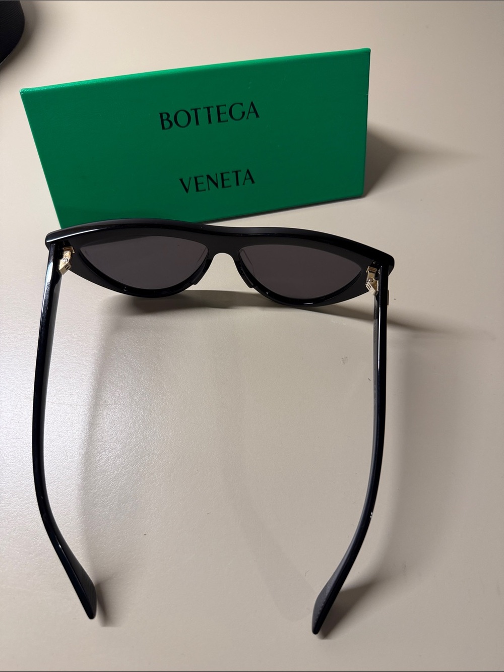Bottega Veneta Cat Eye Sunglasses BV1018S 001 Black - Picture 11 of 15